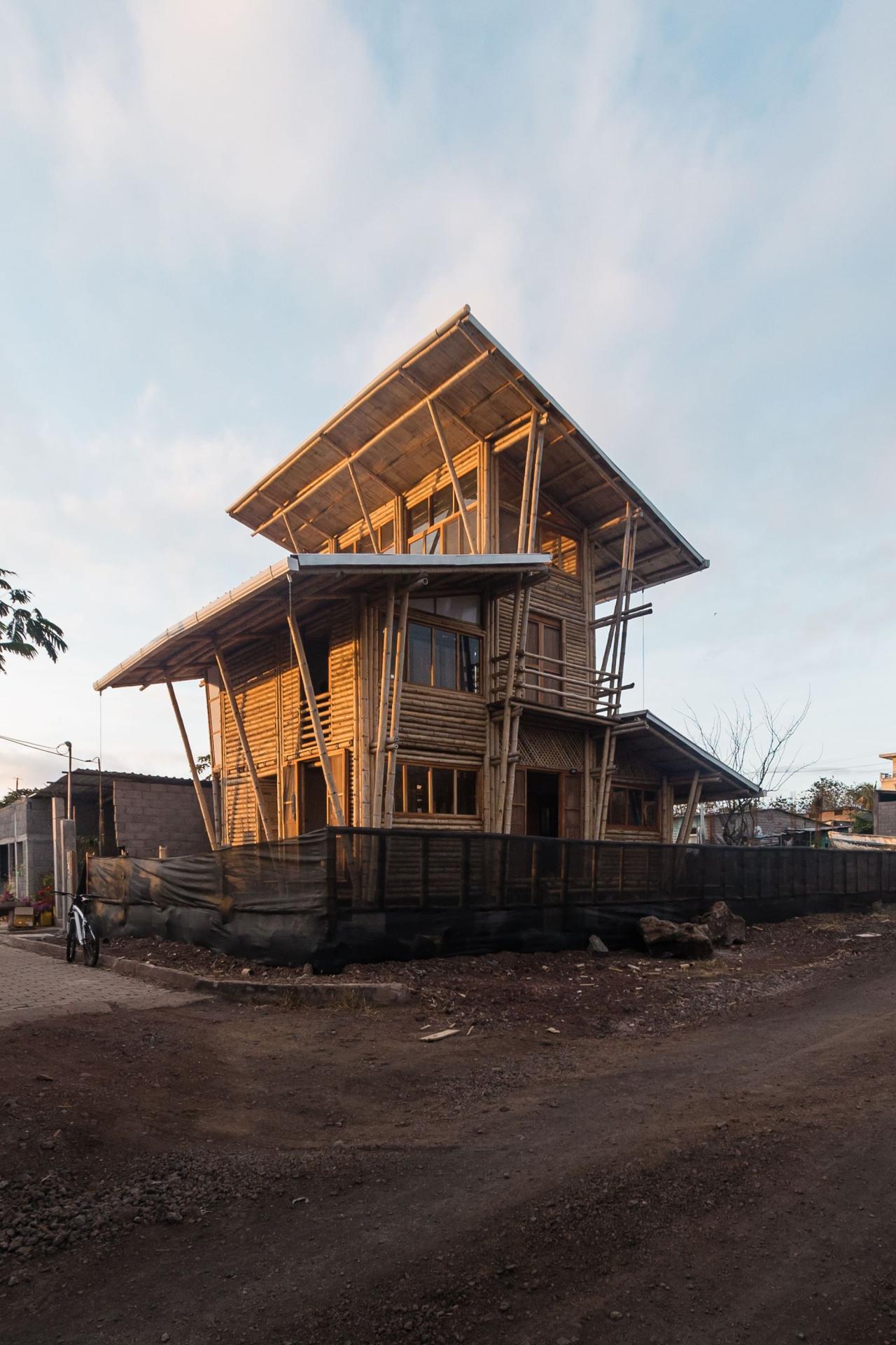 BIM建筑|地域性住宅 / ESEcolectivo BIM建筑|地域性住宅 / ESEcolectivo
