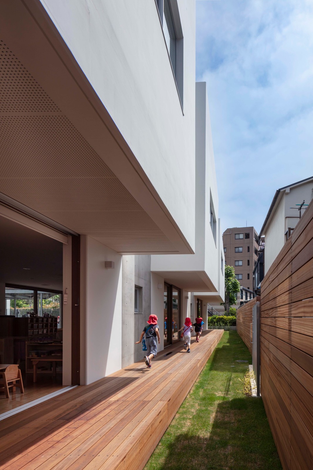 BIM建筑|大C布局,东立石托儿所 / 相坂研介事务所 BIM建筑|大C布局,东立石托儿所 / 相坂研介事务所