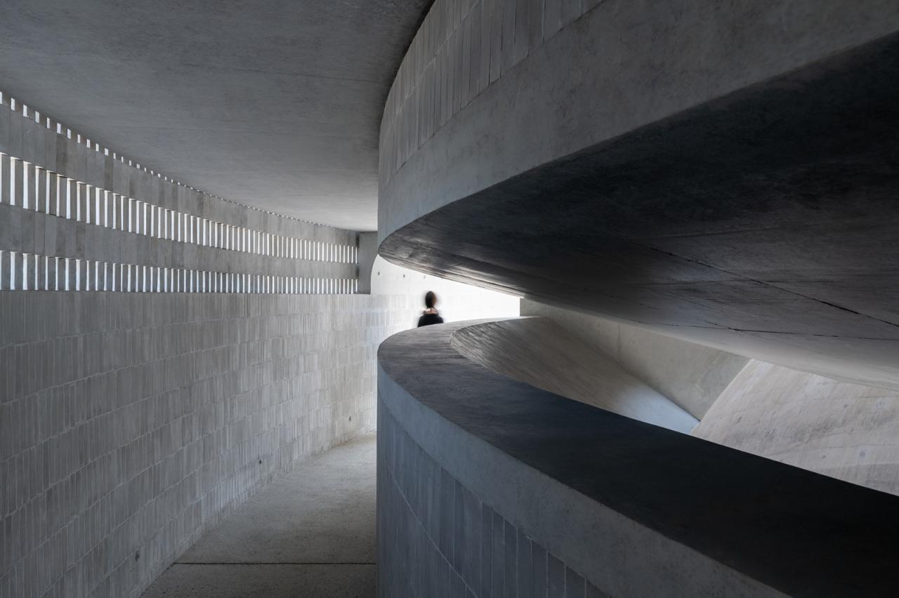 BIM建筑|叠川麦芽威士忌酒厂 / 如恩设计研究室 BIM建筑|叠川麦芽威士忌酒厂 / 如恩设计研究室