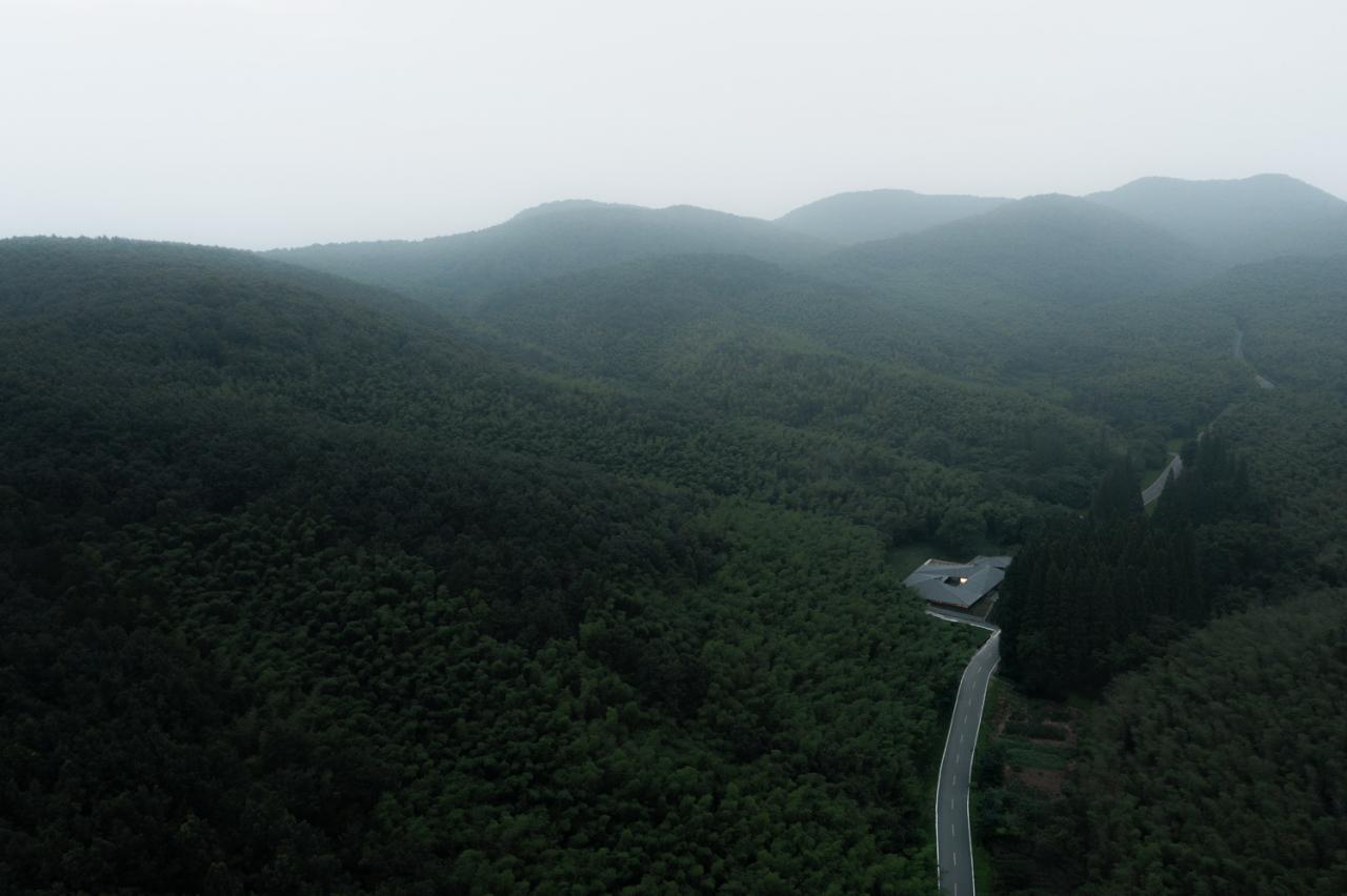 BIM建筑|无想山秋湖驿站 / 米思建筑 BIM建筑|无想山秋湖驿站 / 米思建筑