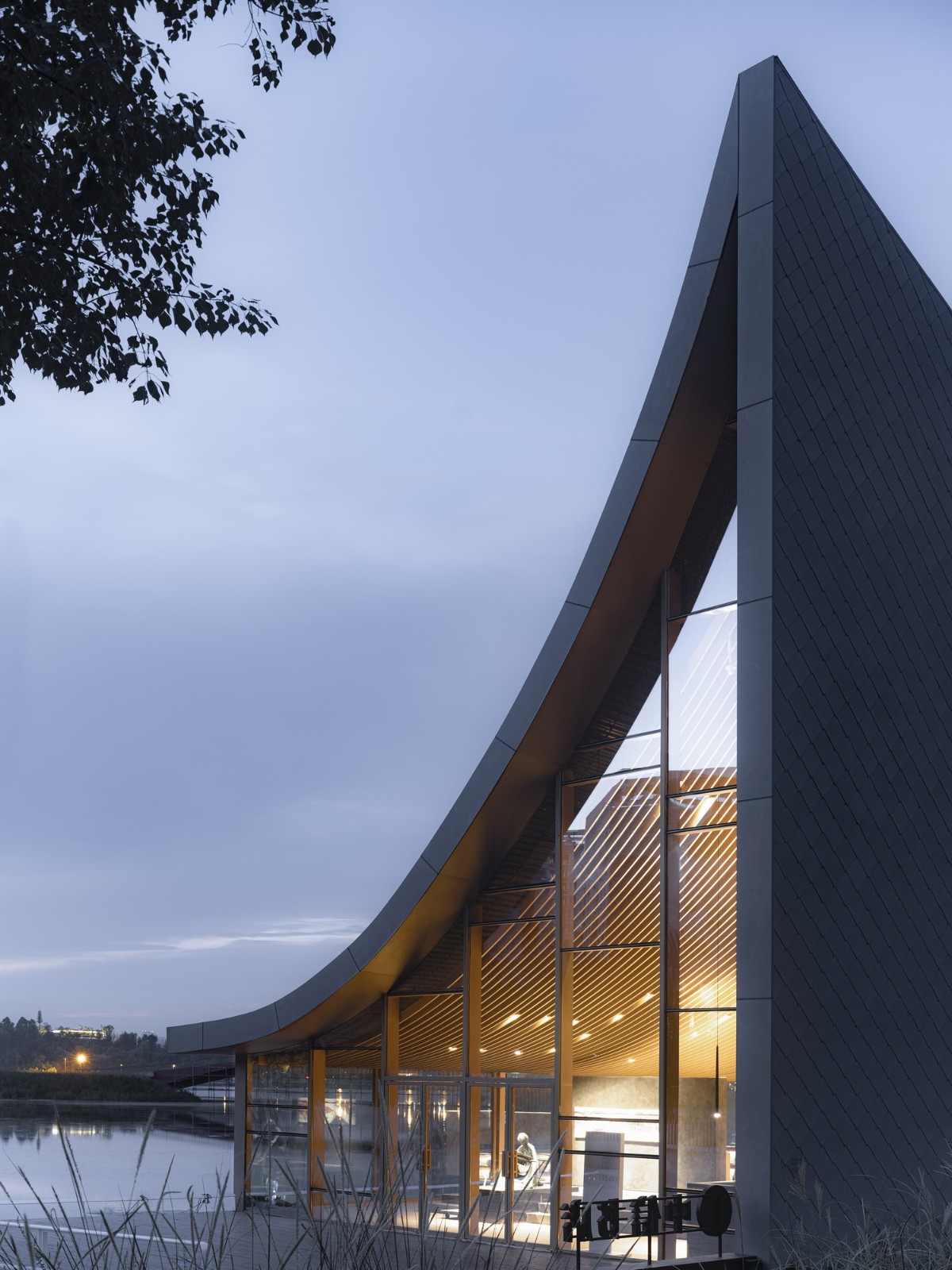 BIM建筑|成都兴隆湖中信书店 / MUDA 慕达建筑 BIM建筑|成都兴隆湖中信书店 / MUDA 慕达建筑