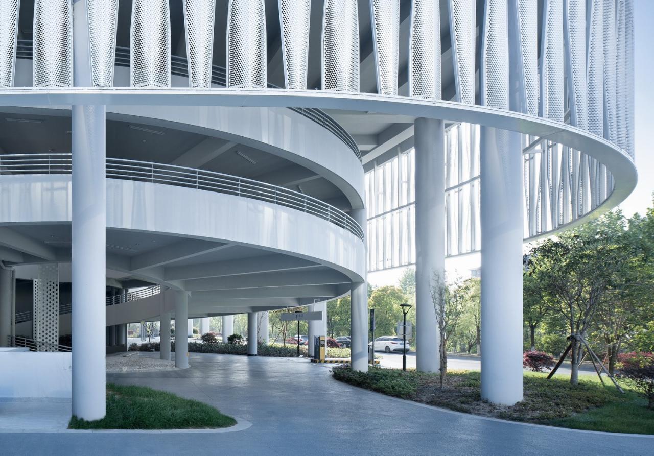 BIM建筑|来自停车楼的逆袭:杭州钱投海达停车楼 / 浙江大学建筑设计研究院有限公司 BIM建筑|来自停车楼的逆袭:杭州钱投海达停车楼 / 浙江大学建筑设计研究院有限公司