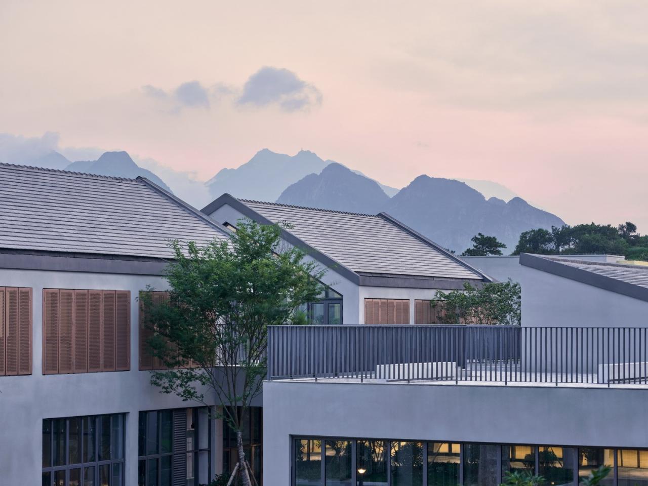 BIM建筑|树下问道,山间筑园 ——乐清市荆山公学 / 浙江大学建筑设计研究院有限公司 BIM建筑|树下问道,山间筑园 ——乐清市荆山公学 / 浙江大学建筑设计研究院有限公司