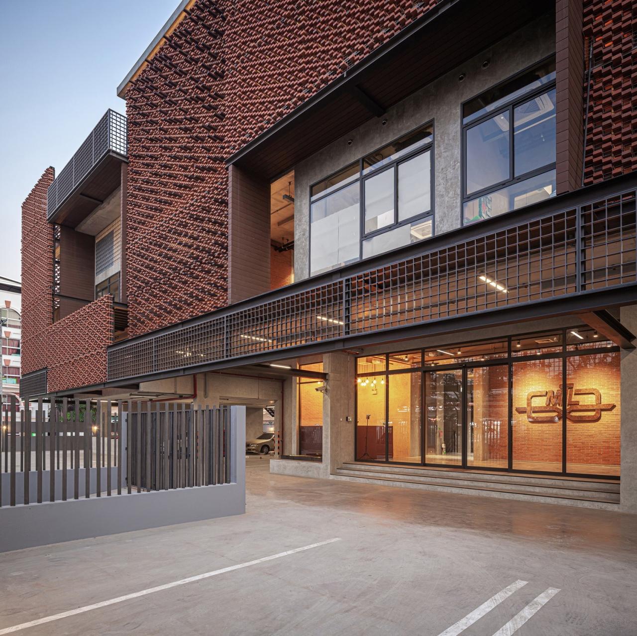 BIM建筑|MTL 办公室 / Junsekino Architect and Design BIM建筑|MTL 办公室 / Junsekino Architect and Design