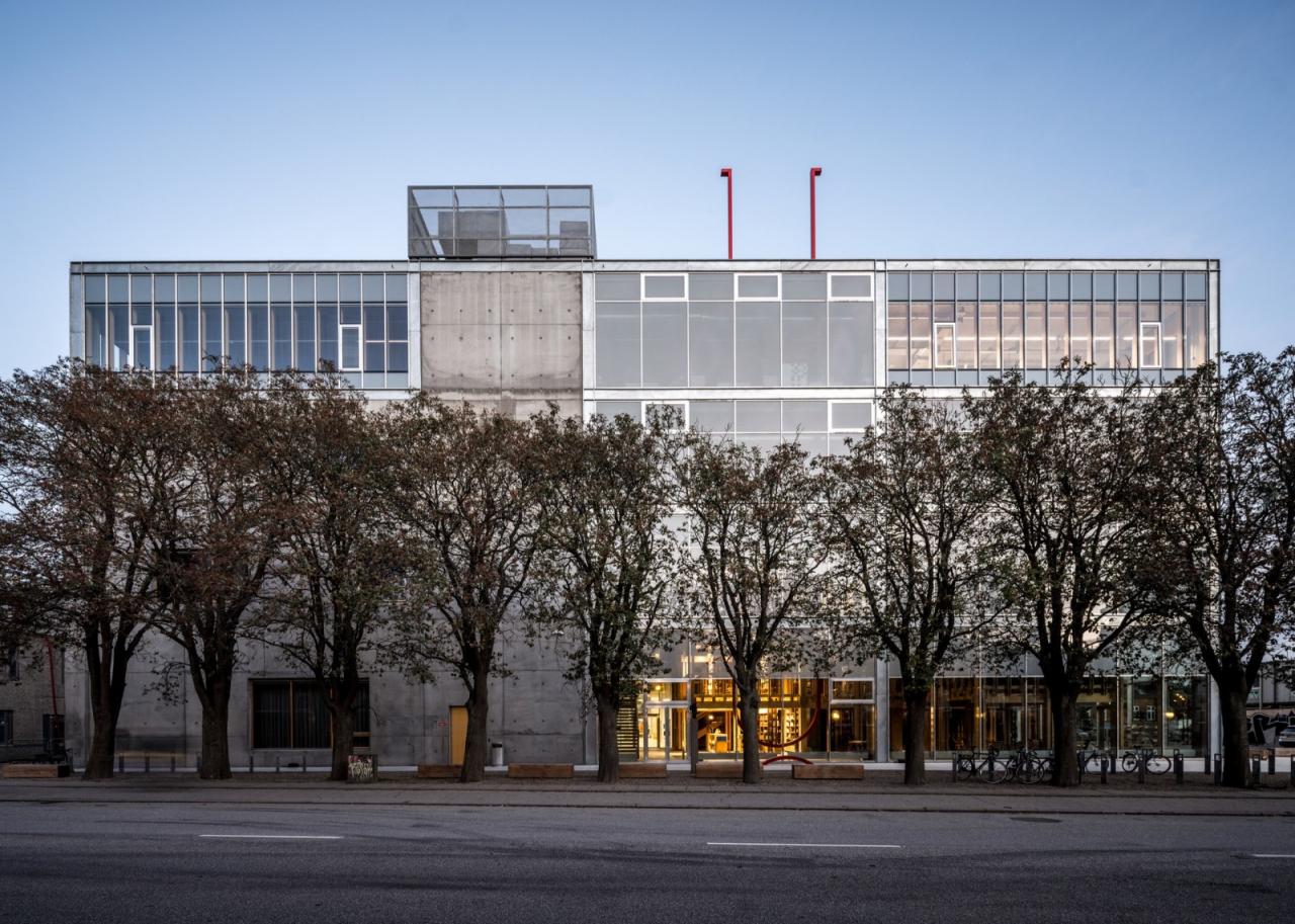 BIM建筑|奥斯胡建筑学院 / ADEPT BIM建筑|奥斯胡建筑学院 / ADEPT
