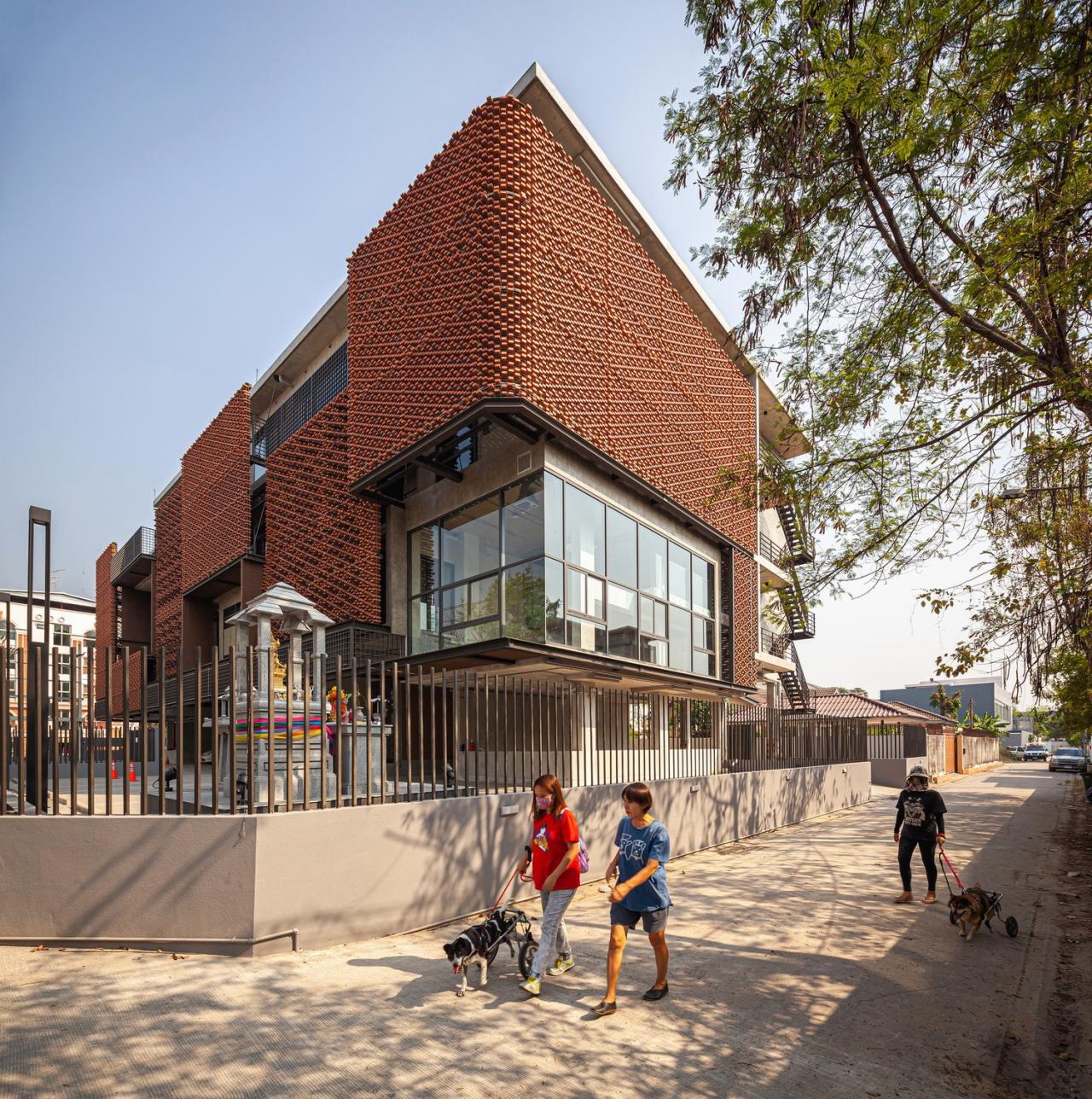 BIM建筑|MTL 办公室 / Junsekino Architect and Design BIM建筑|MTL 办公室 / Junsekino Architect and Design