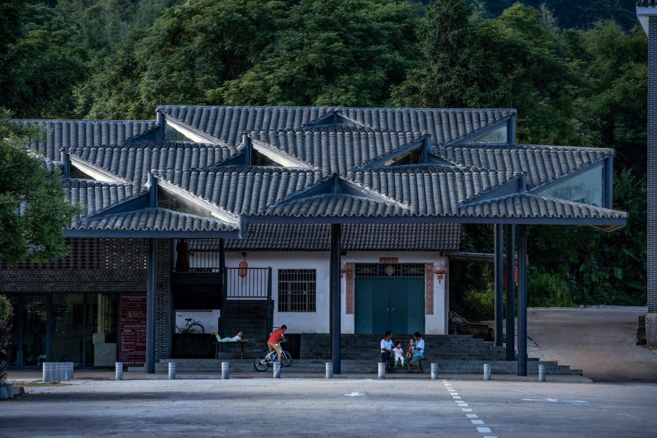 BIM建筑|乡土建筑的单元式转译 ——南粤古驿道梅岭驿站创作实践 / GDAD-城市建筑工作室 BIM建筑|乡土建筑的单元式转译 ——南粤古驿道梅岭驿站创作实践 / GDAD-城市建筑工作室