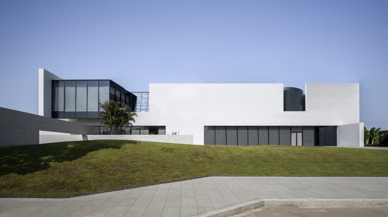 BIM建筑|打破墙的边界: 海口市国际免税城接待中心 / aoe事建组 BIM建筑|打破墙的边界: 海口市国际免税城接待中心 / aoe事建组