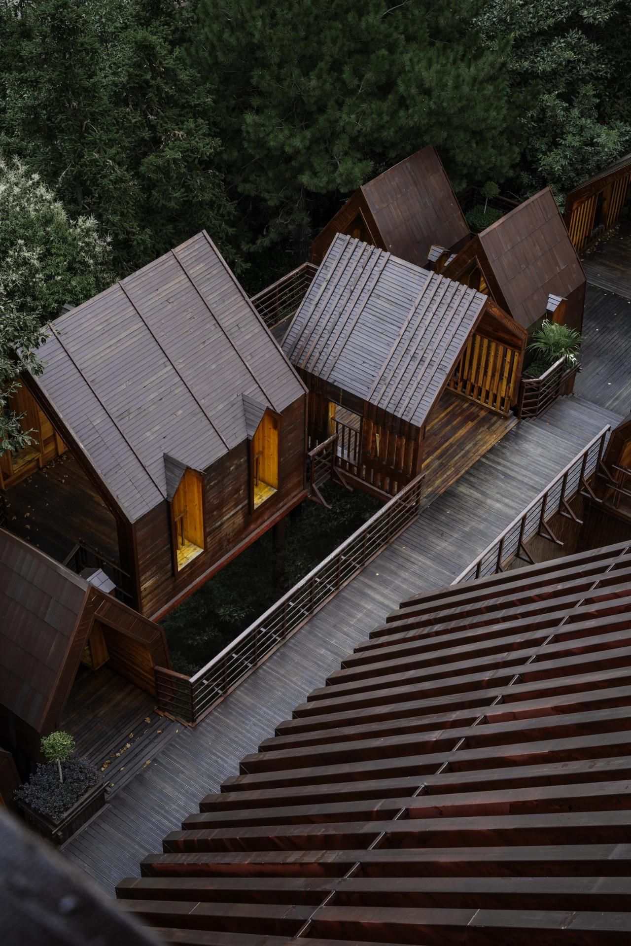 BIM建筑|木屋小镇:岛屿 · 丛林 · 小木屋,九江 / 平介设计 BIM建筑|木屋小镇:岛屿 · 丛林 · 小木屋,九江 / 平介设计