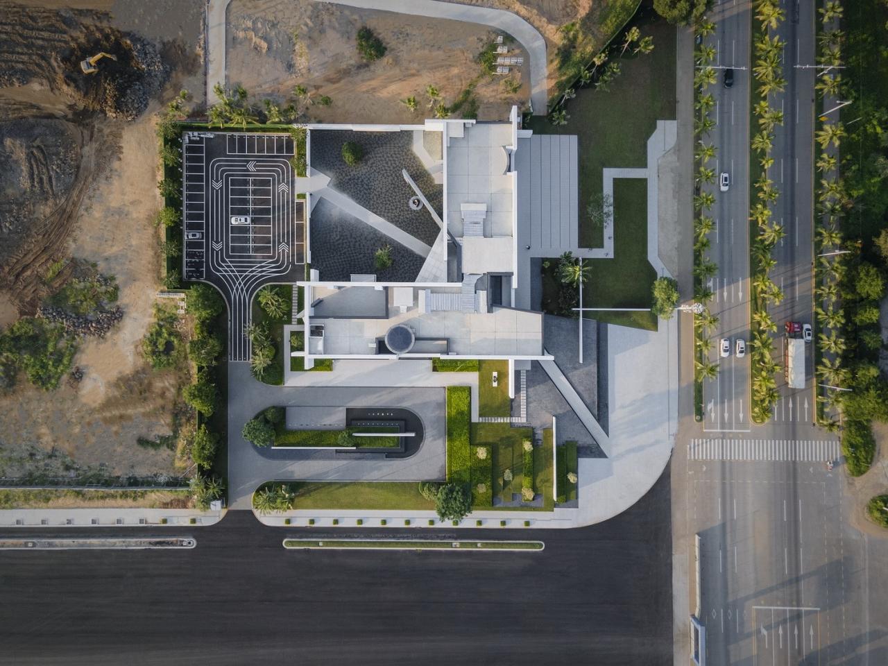 BIM建筑|打破墙的边界: 海口市国际免税城接待中心 / aoe事建组 BIM建筑|打破墙的边界: 海口市国际免税城接待中心 / aoe事建组