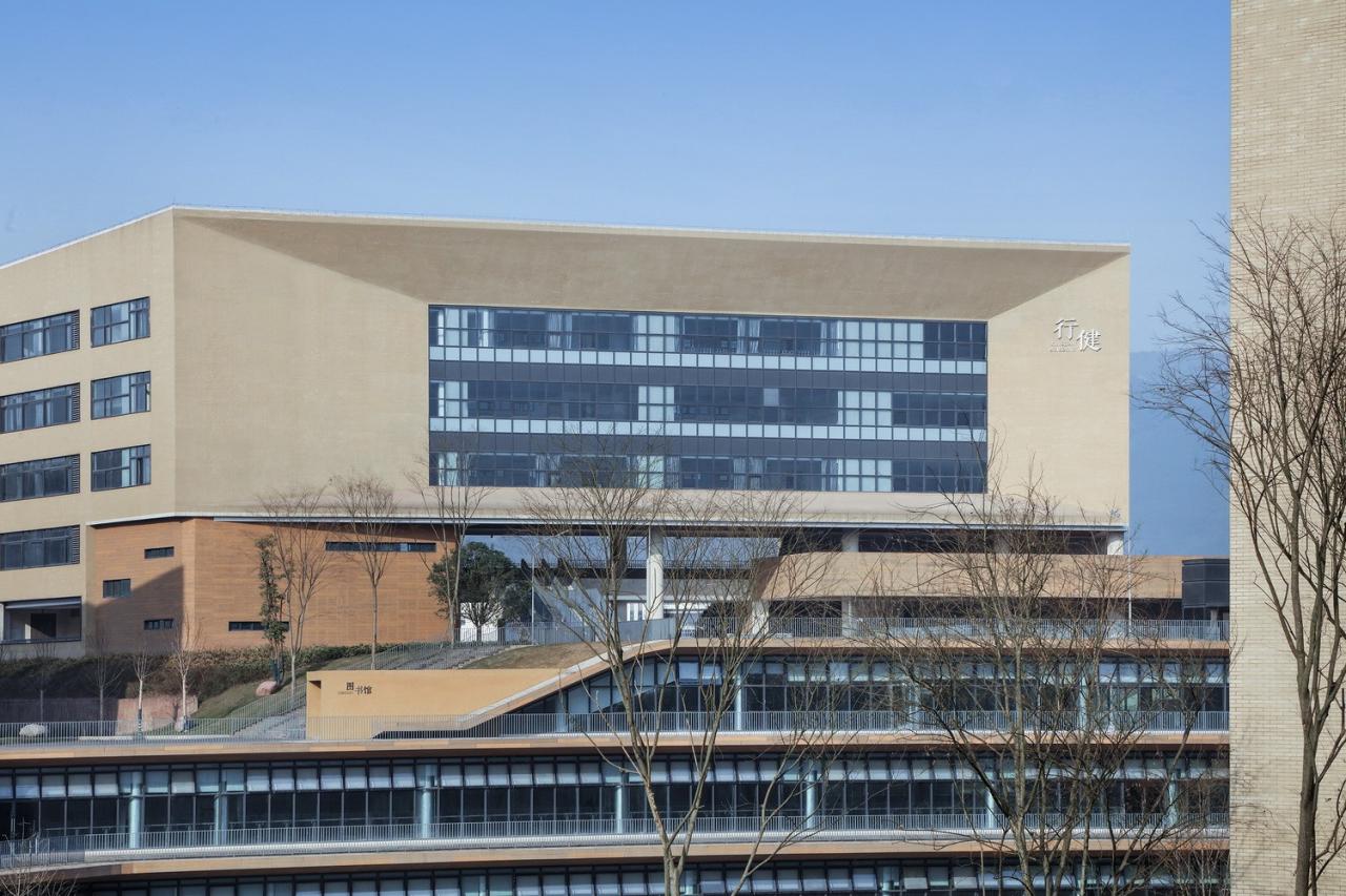 BIM建筑|西南大学附属中学两江校区:消失的高密度校园 / gad BIM建筑|西南大学附属中学两江校区:消失的高密度校园 / gad
