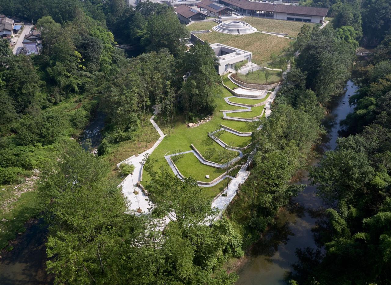 BIM建筑|叠川麦芽威士忌酒厂 / 如恩设计研究室 BIM建筑|叠川麦芽威士忌酒厂 / 如恩设计研究室