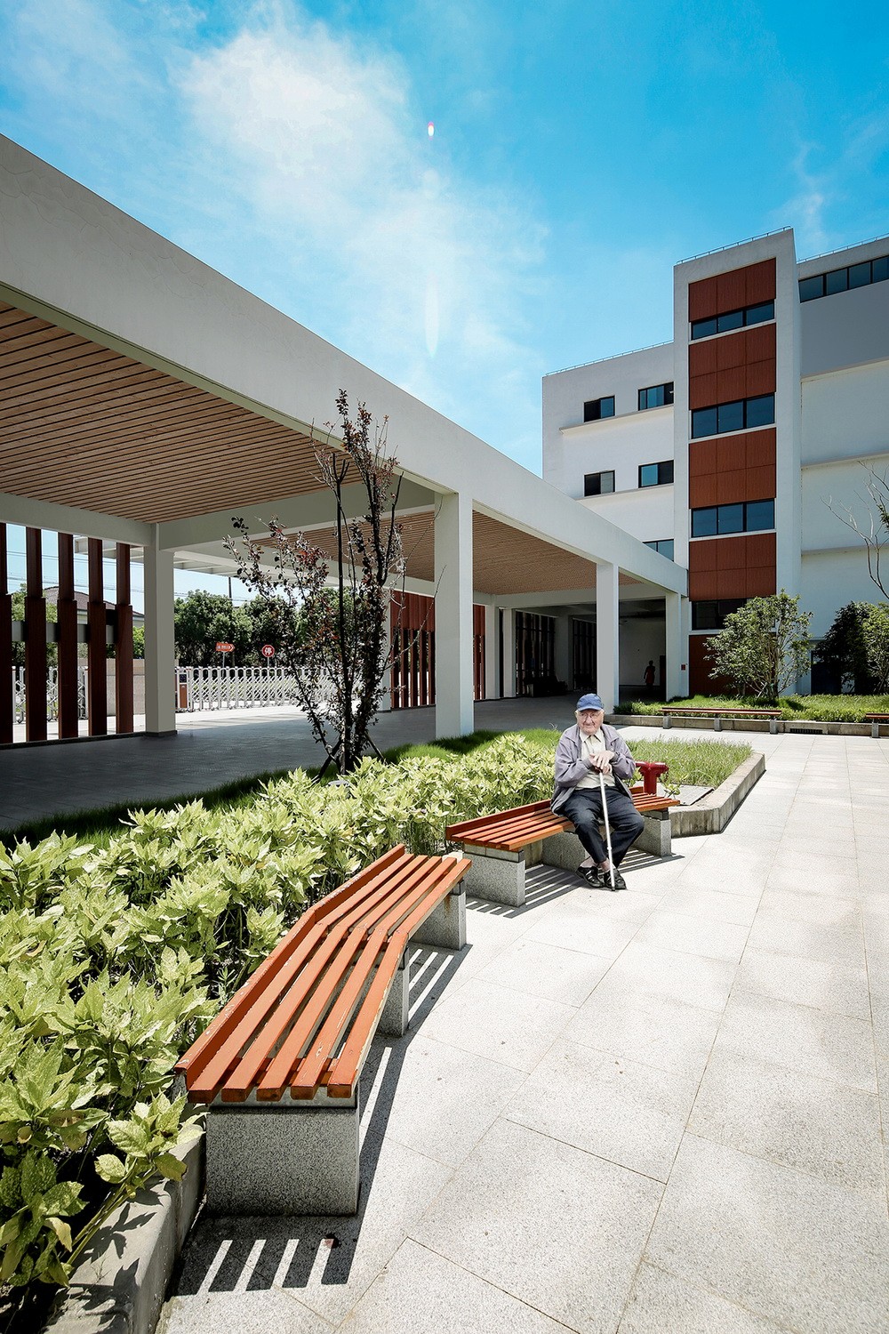 BIM建筑|赵巷康宁养护院建筑设计—这里欢迎自由的老灵魂 / 上海久利建筑事务所 BIM建筑|赵巷康宁养护院建筑设计—这里欢迎自由的老灵魂 / 上海久利建筑事务所