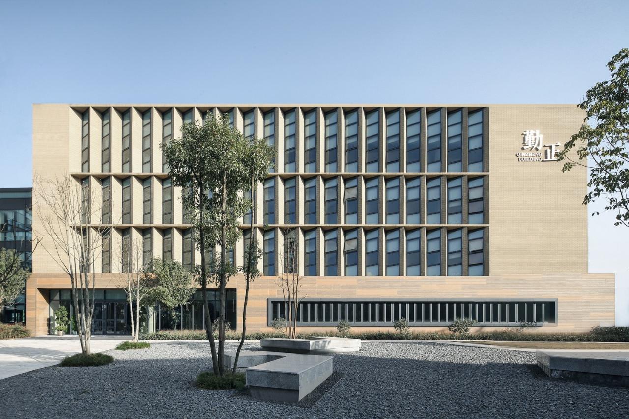 BIM建筑|西南大学附属中学两江校区:消失的高密度校园 / gad BIM建筑|西南大学附属中学两江校区:消失的高密度校园 / gad
