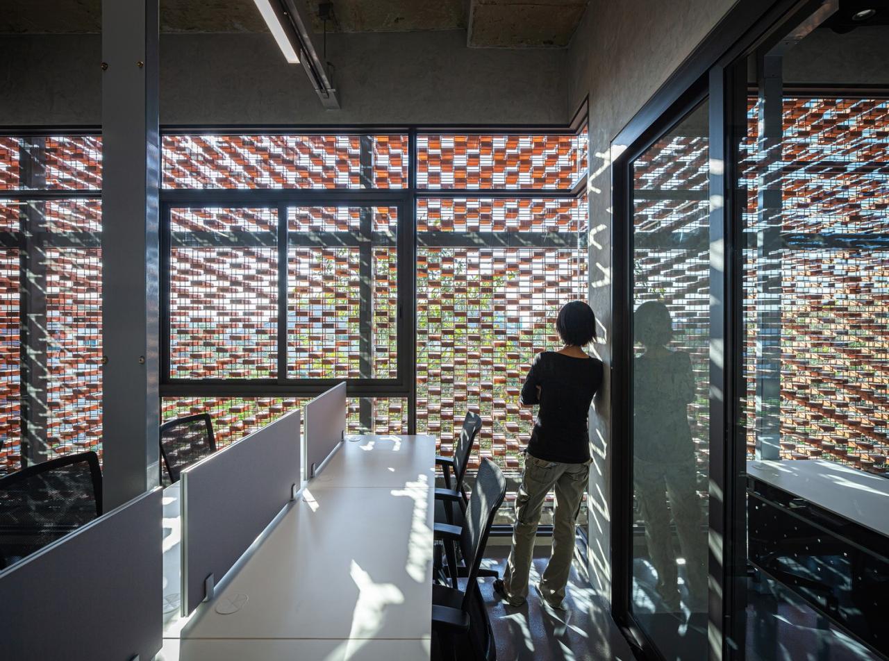 BIM建筑|MTL 办公室 / Junsekino Architect and Design BIM建筑|MTL 办公室 / Junsekino Architect and Design