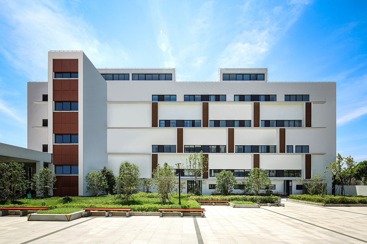 BIM建筑|赵巷康宁养护院建筑设计—这里欢迎自由的老灵魂 / 上海久利建筑事务所 BIM建筑|赵巷康宁养护院建筑设计—这里欢迎自由的老灵魂 / 上海久利建筑事务所