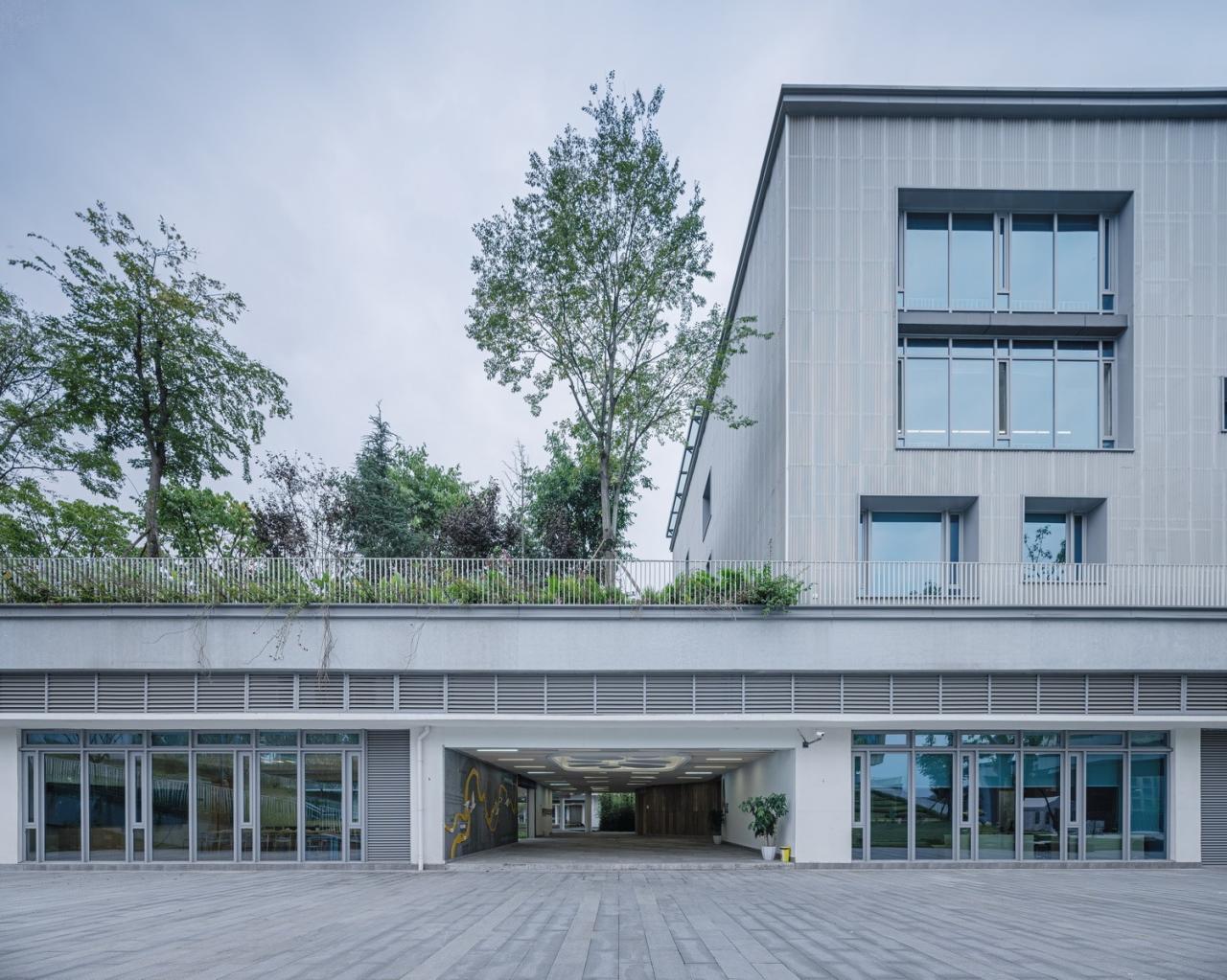 BIM建筑|重庆两江人民小学:在大自然里勇敢冒险 / gad BIM建筑|重庆两江人民小学:在大自然里勇敢冒险 / gad