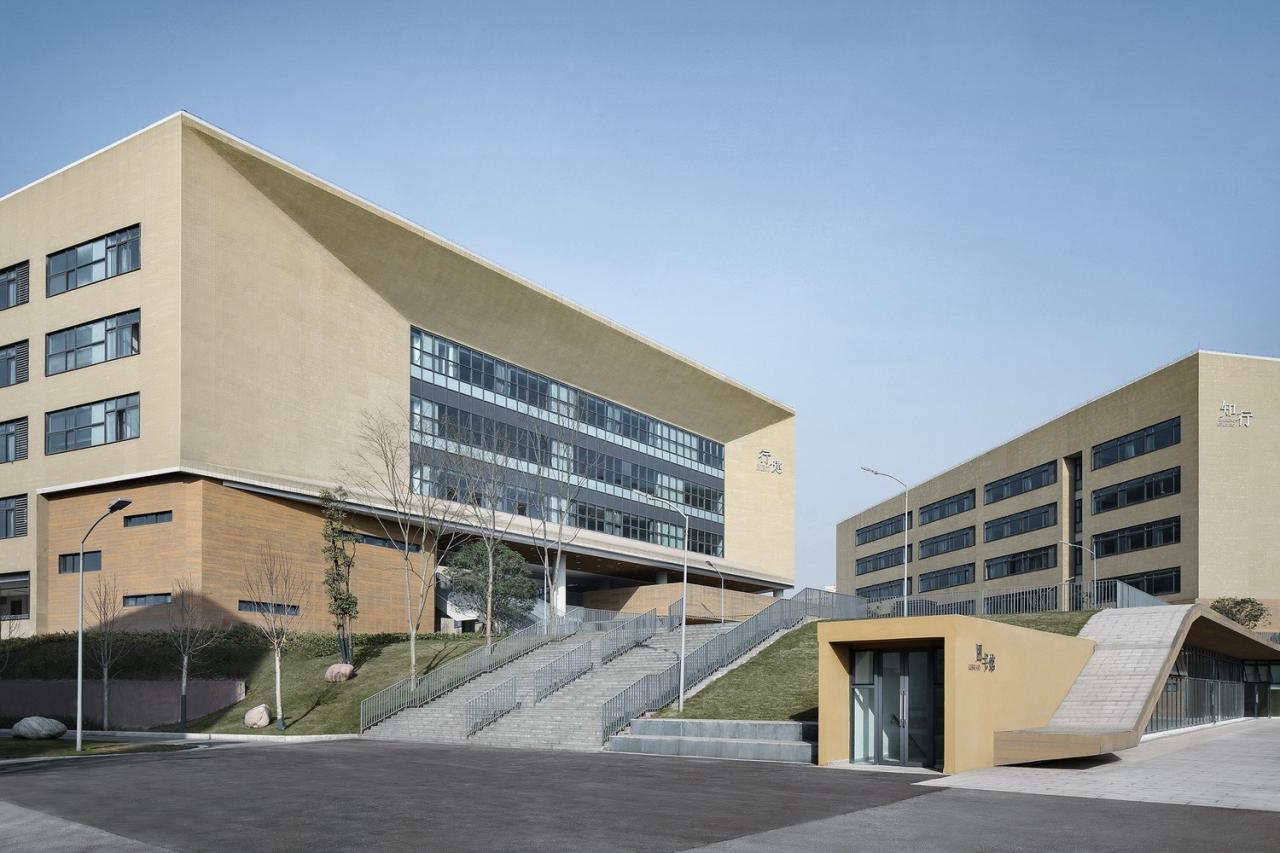 BIM建筑|西南大学附属中学两江校区:消失的高密度校园 / gad BIM建筑|西南大学附属中学两江校区:消失的高密度校园 / gad