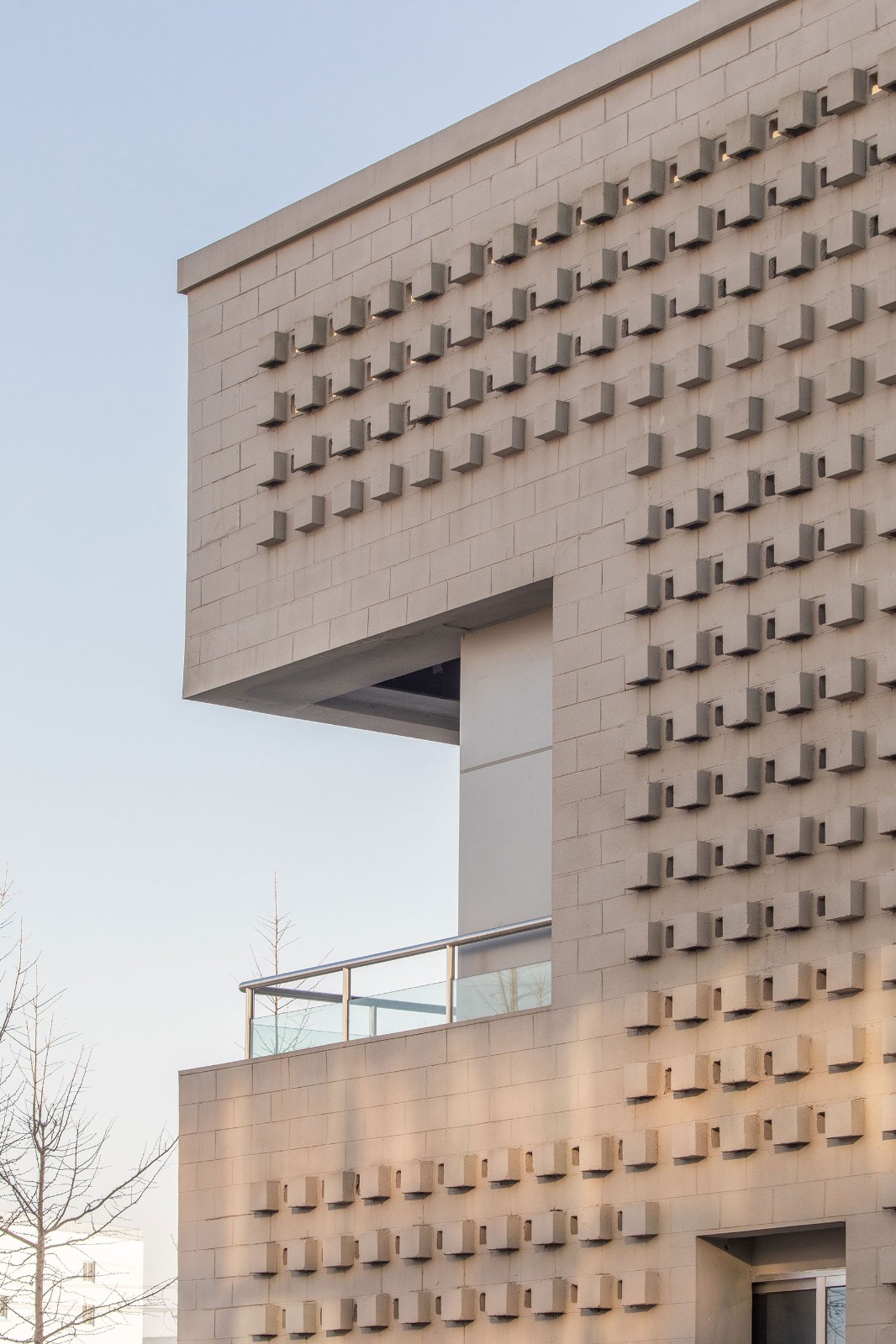 BIM建筑|和椿科技二号厂房 / 张朋千建筑事务所 BIM建筑|和椿科技二号厂房 / 张朋千建筑事务所