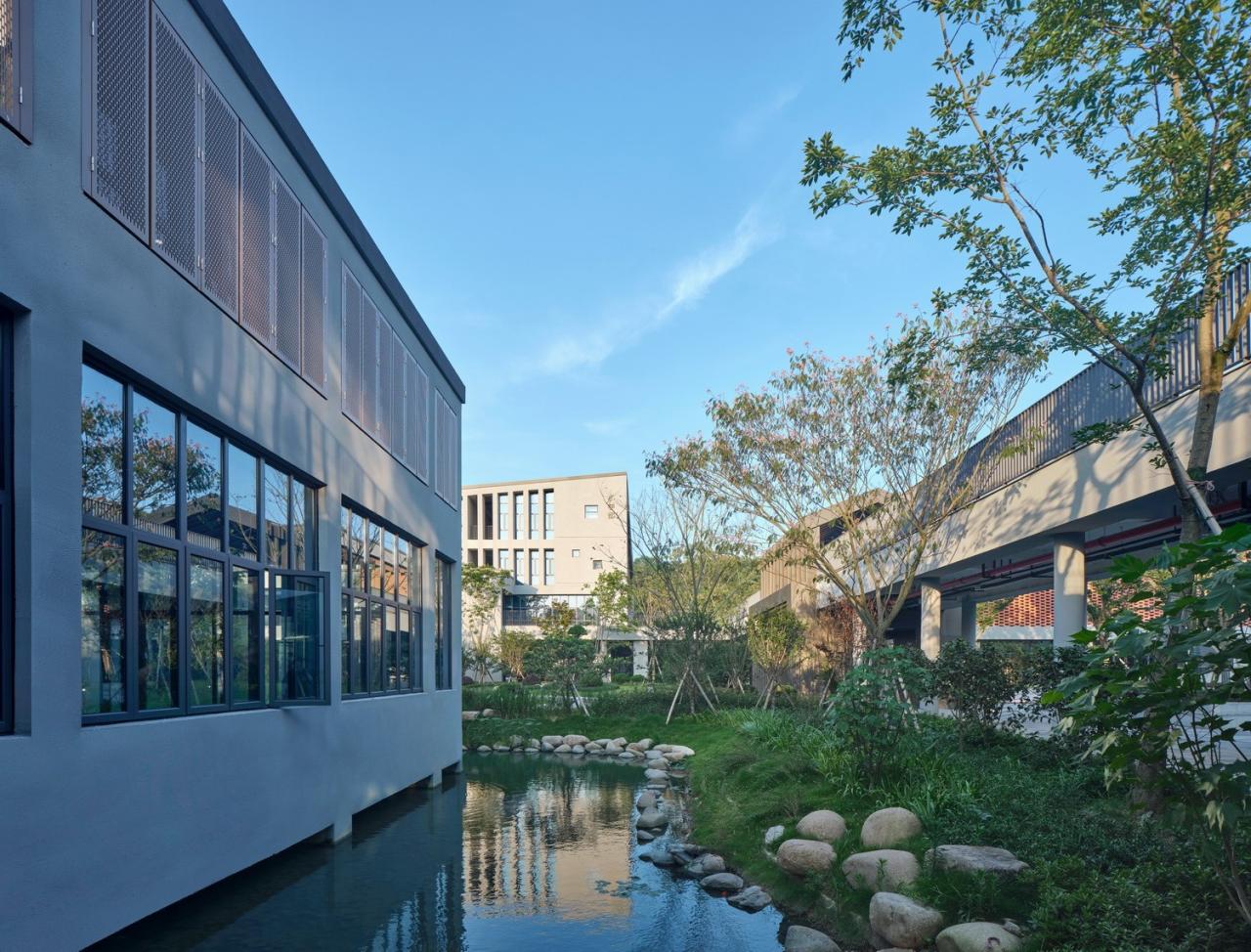 BIM建筑|树下问道,山间筑园 ——乐清市荆山公学 / 浙江大学建筑设计研究院有限公司 BIM建筑|树下问道,山间筑园 ——乐清市荆山公学 / 浙江大学建筑设计研究院有限公司