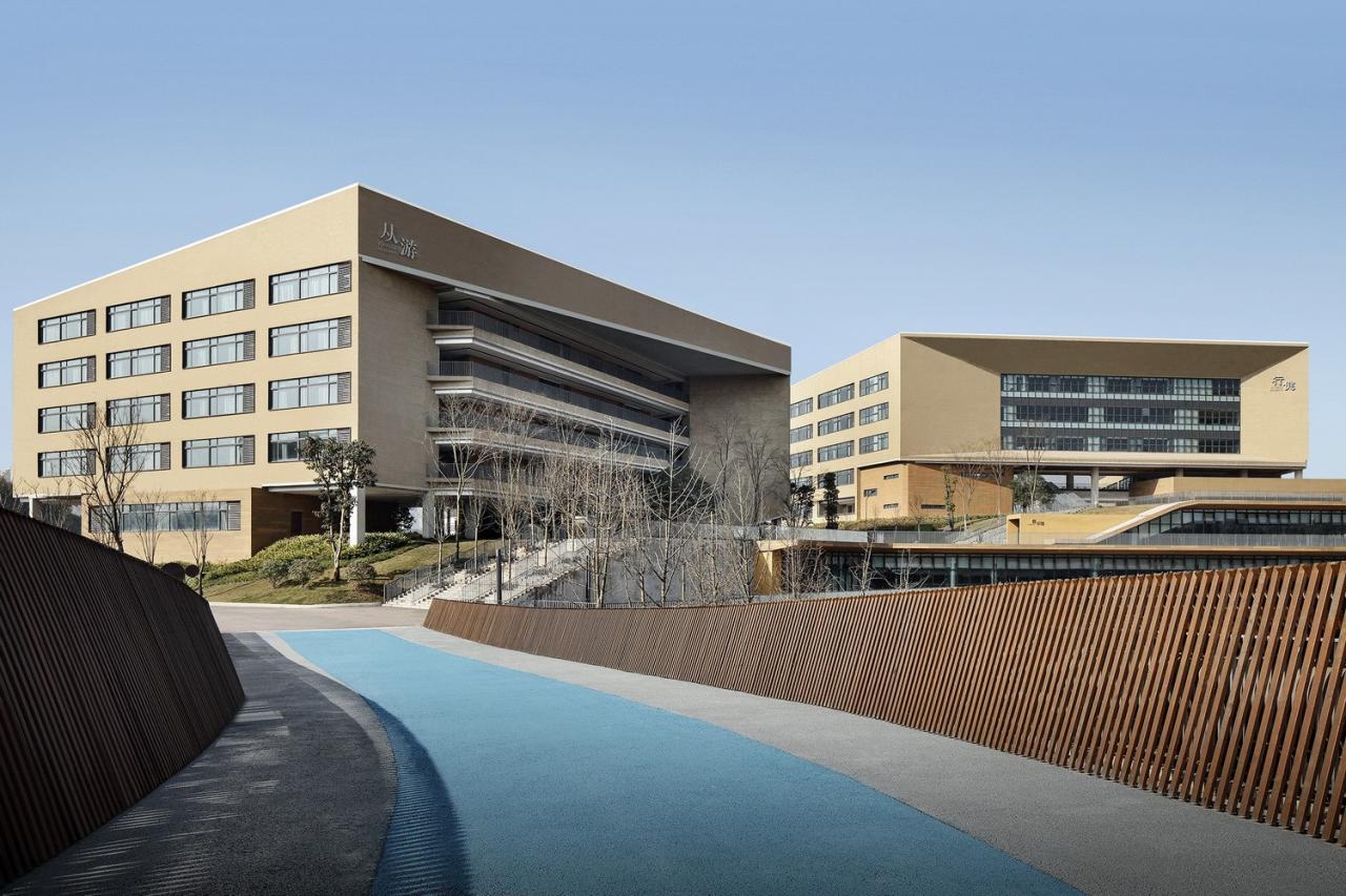 BIM建筑|西南大学附属中学两江校区:消失的高密度校园 / gad BIM建筑|西南大学附属中学两江校区:消失的高密度校园 / gad