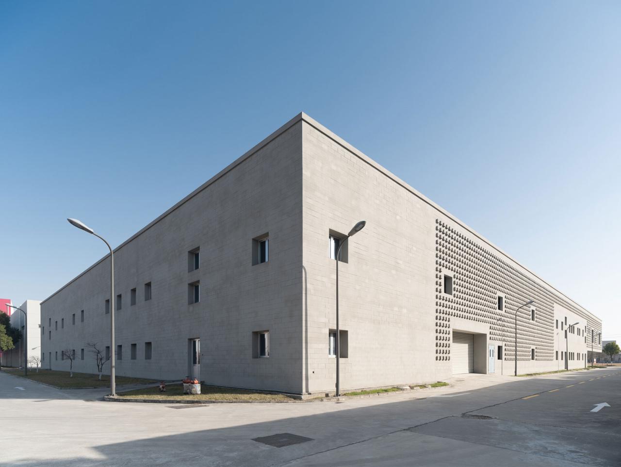 BIM建筑|和椿科技二号厂房 / 张朋千建筑事务所 BIM建筑|和椿科技二号厂房 / 张朋千建筑事务所