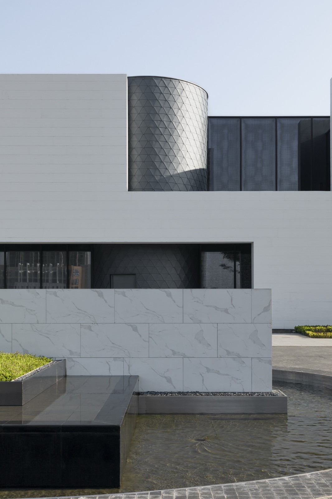 BIM建筑|打破墙的边界: 海口市国际免税城接待中心 / aoe事建组 BIM建筑|打破墙的边界: 海口市国际免税城接待中心 / aoe事建组