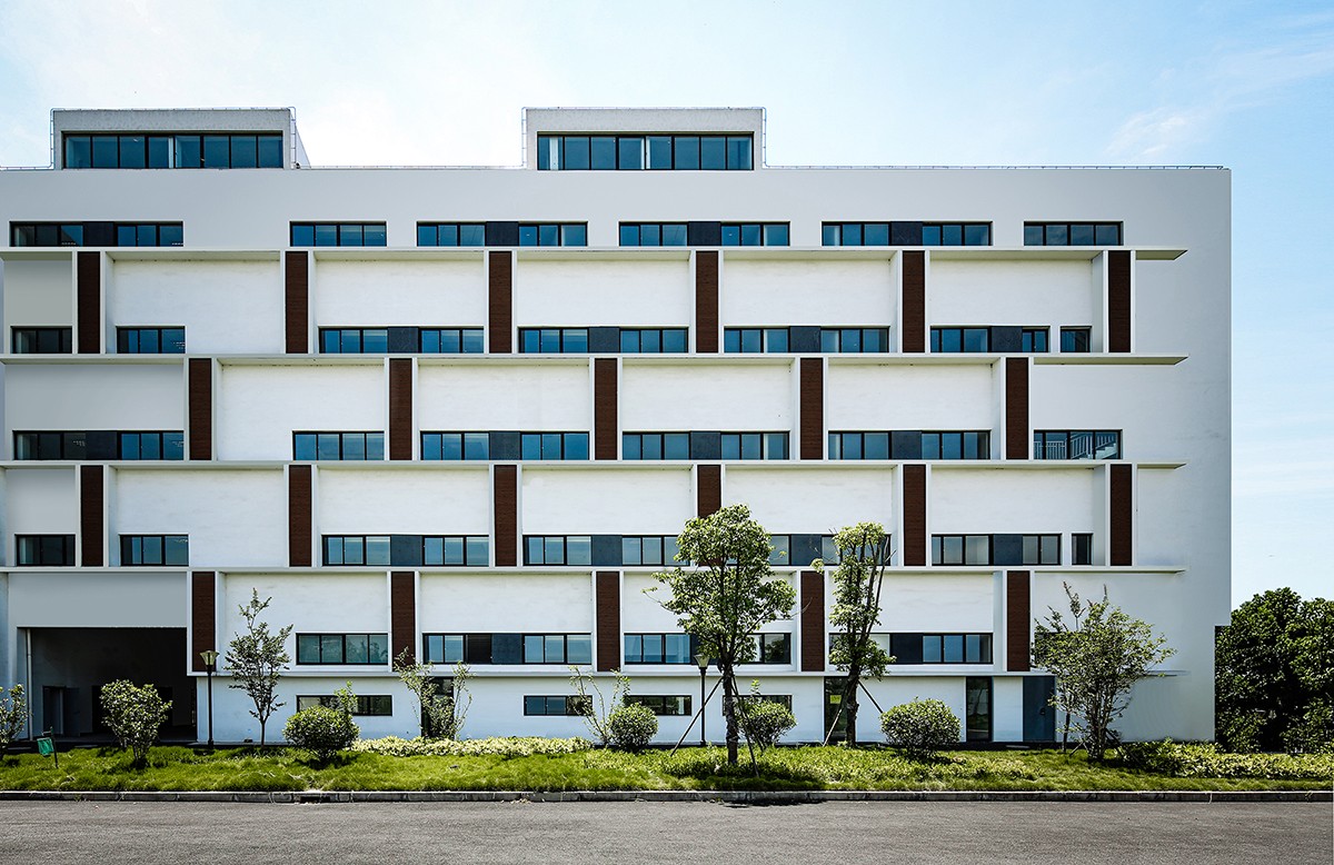 BIM建筑|赵巷康宁养护院建筑设计—这里欢迎自由的老灵魂 / 上海久利建筑事务所 BIM建筑|赵巷康宁养护院建筑设计—这里欢迎自由的老灵魂 / 上海久利建筑事务所