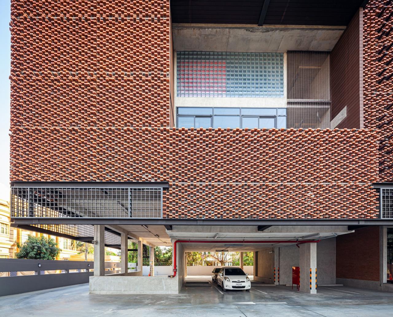 BIM建筑|MTL 办公室 / Junsekino Architect and Design BIM建筑|MTL 办公室 / Junsekino Architect and Design