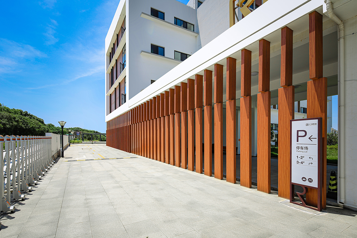 BIM建筑|赵巷康宁养护院建筑设计—这里欢迎自由的老灵魂 / 上海久利建筑事务所 BIM建筑|赵巷康宁养护院建筑设计—这里欢迎自由的老灵魂 / 上海久利建筑事务所