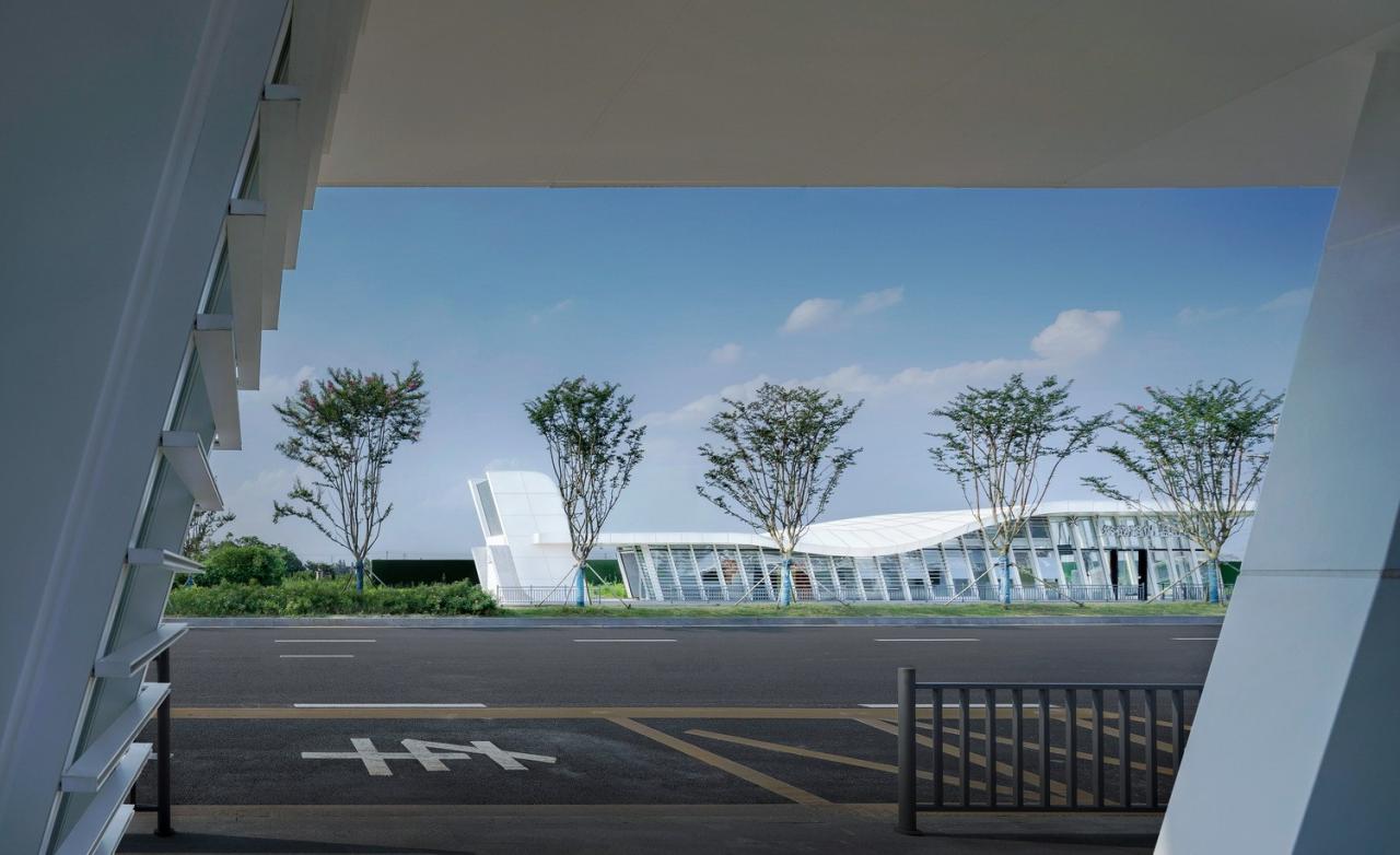 BIM建筑|有趣的等候:张家港高铁新城公交站台设计 / 中衡设计 BIM建筑|有趣的等候:张家港高铁新城公交站台设计 / 中衡设计