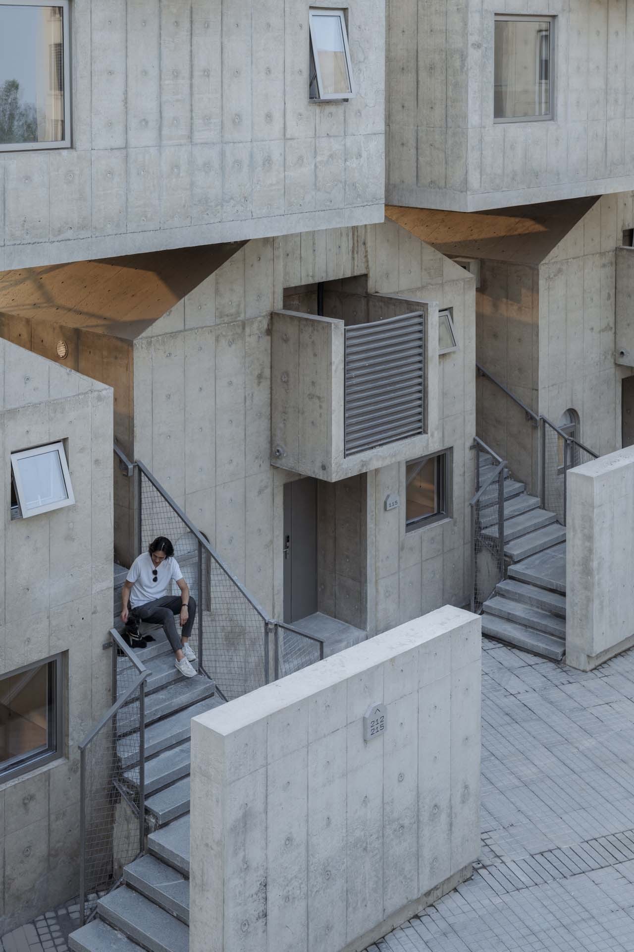 BIM建筑|宠物酒店:犬舍 / 高目建筑 BIM建筑|宠物酒店:犬舍 / 高目建筑
