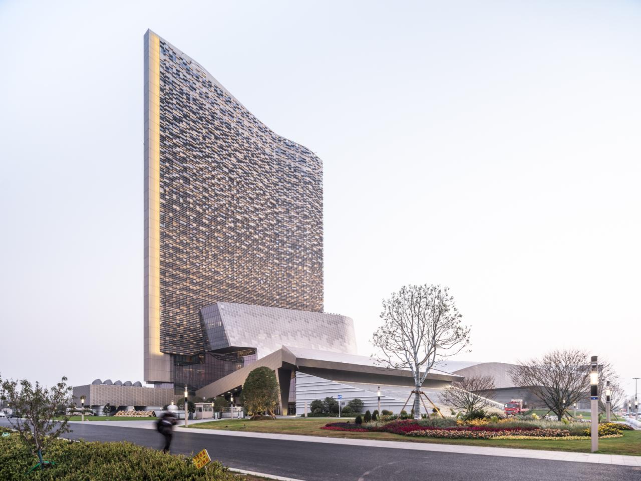 BIM建筑|扬子江国际会议中心 / Morphosis 墨菲西斯 BIM建筑|扬子江国际会议中心 / Morphosis 墨菲西斯