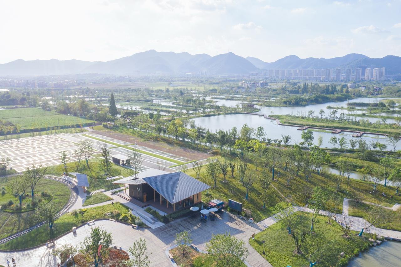 BIM建筑|富阳·阳陂湖湿地接待中心 / 尌林建筑设计事务所 BIM建筑|富阳·阳陂湖湿地接待中心 / 尌林建筑设计事务所