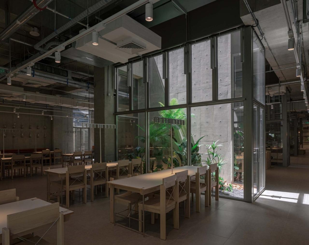BIM建筑|宠物酒店:犬舍 / 高目建筑 BIM建筑|宠物酒店:犬舍 / 高目建筑