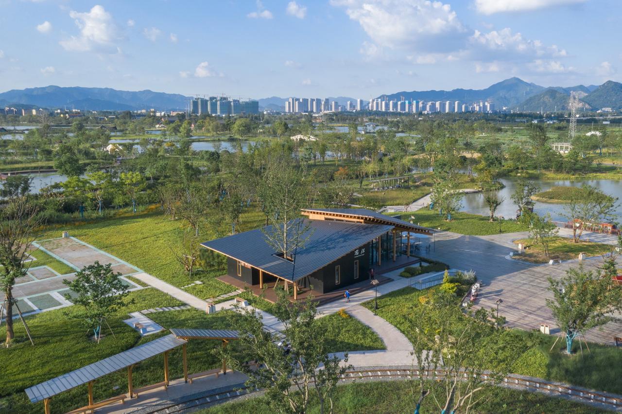 BIM建筑|富阳·阳陂湖湿地接待中心 / 尌林建筑设计事务所 BIM建筑|富阳·阳陂湖湿地接待中心 / 尌林建筑设计事务所