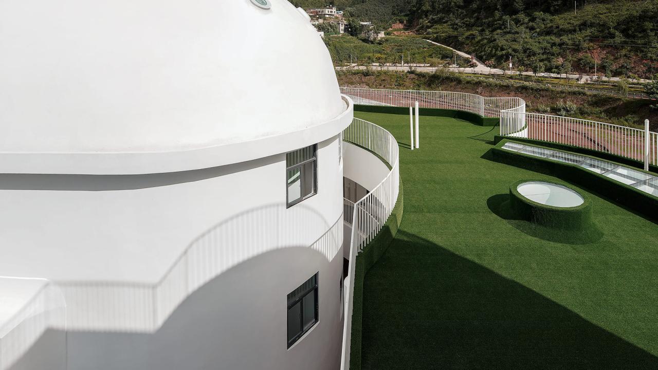 BIM建筑|虽偏远 理想必致!在西昌卫星发射基地大凉山建一座“探索者幼儿园” / 迪卡建筑设计中心 BIM建筑|虽偏远 理想必致!在西昌卫星发射基地大凉山建一座“探索者幼儿园” / 迪卡建筑设计中心