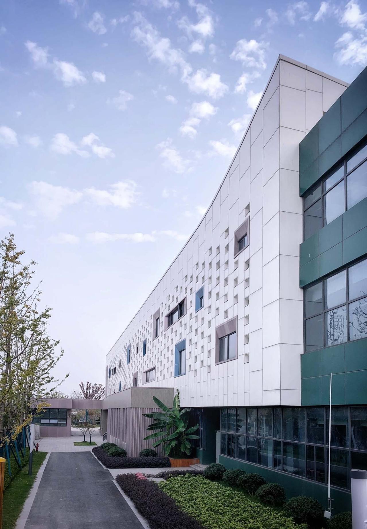 BIM建筑|南京市鼓楼幼儿园江北分园 / 东南大学建筑设计研究院 BIM建筑|南京市鼓楼幼儿园江北分园 / 东南大学建筑设计研究院