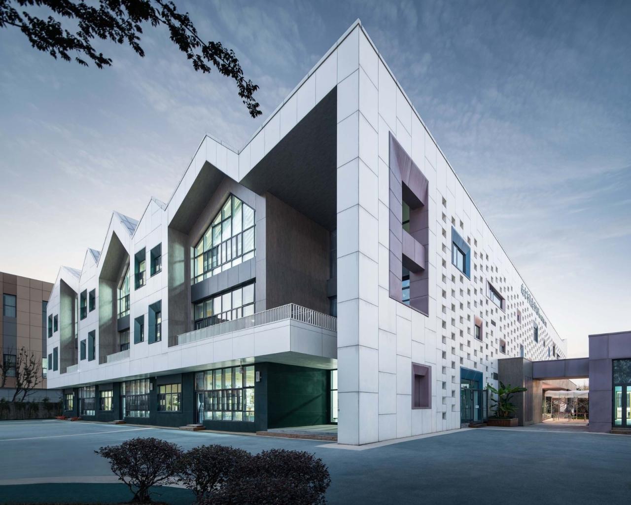 BIM建筑|南京市鼓楼幼儿园江北分园 / 东南大学建筑设计研究院 BIM建筑|南京市鼓楼幼儿园江北分园 / 东南大学建筑设计研究院