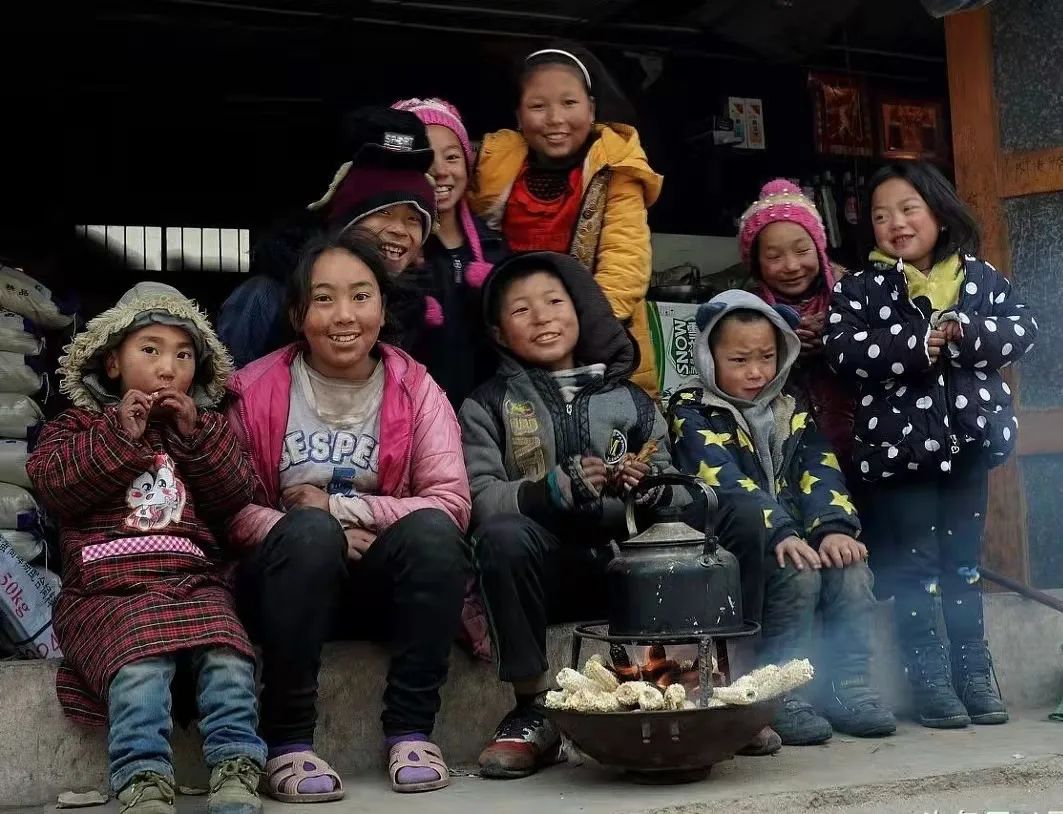 BIM建筑|虽偏远 理想必致!在西昌卫星发射基地大凉山建一座“探索者幼儿园” / 迪卡建筑设计中心 BIM建筑|虽偏远 理想必致!在西昌卫星发射基地大凉山建一座“探索者幼儿园” / 迪卡建筑设计中心