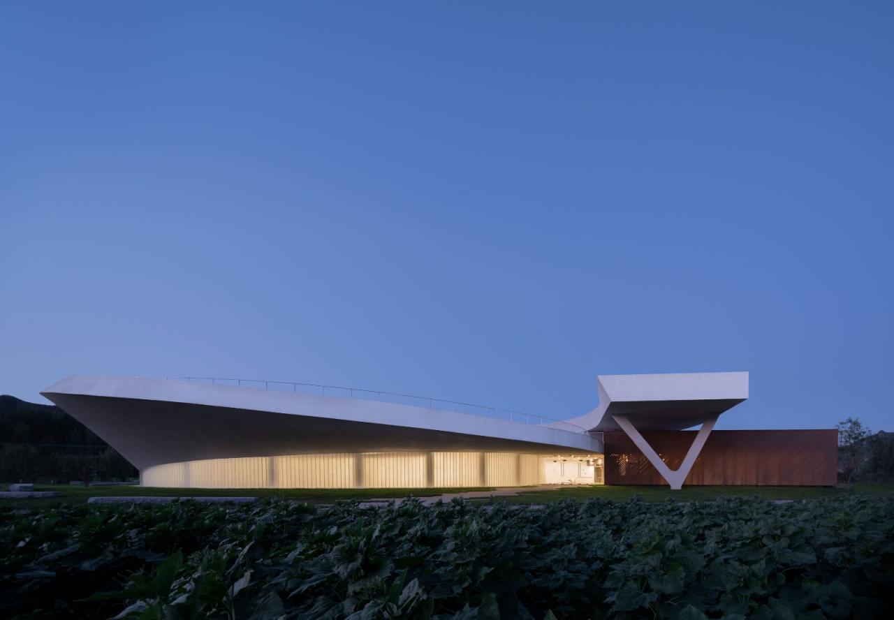 BIM建筑|振兴乡村需要“知行合一”:田岗艺术中心 / 袈蓝建筑 BIM建筑|振兴乡村需要“知行合一”:田岗艺术中心 / 袈蓝建筑