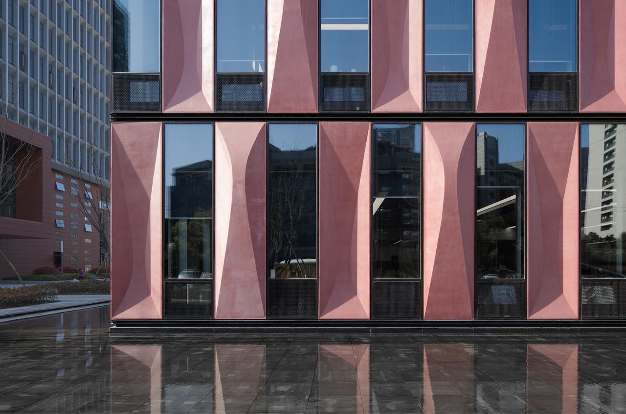 BIM建筑|观照丨装配式建筑的诗意建造:浙江大学建筑设计研究院紫金院区 / 浙江大学建筑设计研究院 BIM建筑|观照丨装配式建筑的诗意建造:浙江大学建筑设计研究院紫金院区 / 浙江大学建筑设计研究院