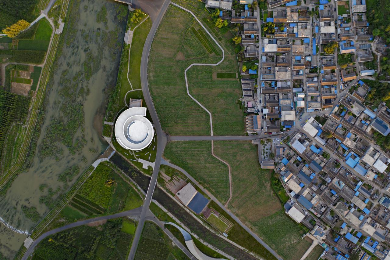 BIM建筑|振兴乡村需要“知行合一”:田岗艺术中心 / 袈蓝建筑 BIM建筑|振兴乡村需要“知行合一”:田岗艺术中心 / 袈蓝建筑