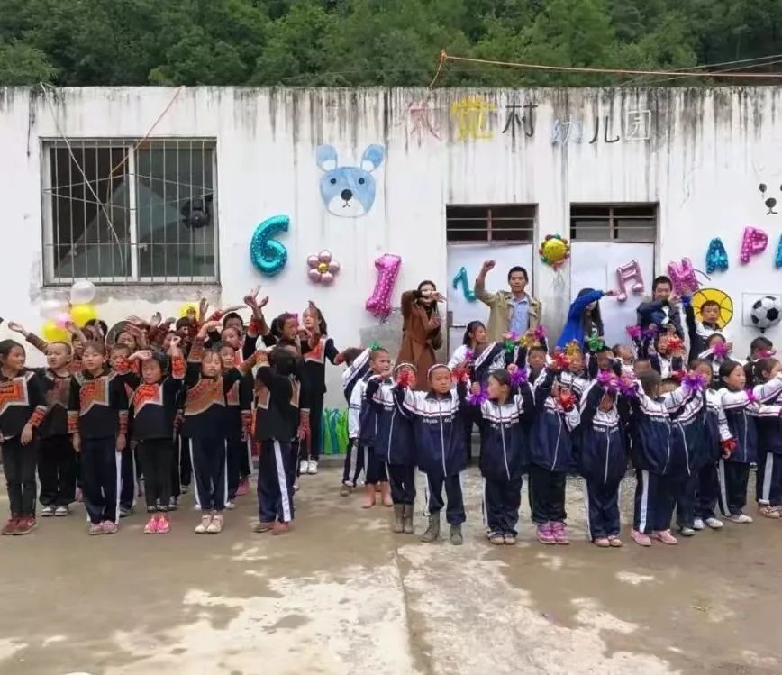 BIM建筑|虽偏远 理想必致!在西昌卫星发射基地大凉山建一座“探索者幼儿园” / 迪卡建筑设计中心 BIM建筑|虽偏远 理想必致!在西昌卫星发射基地大凉山建一座“探索者幼儿园” / 迪卡建筑设计中心