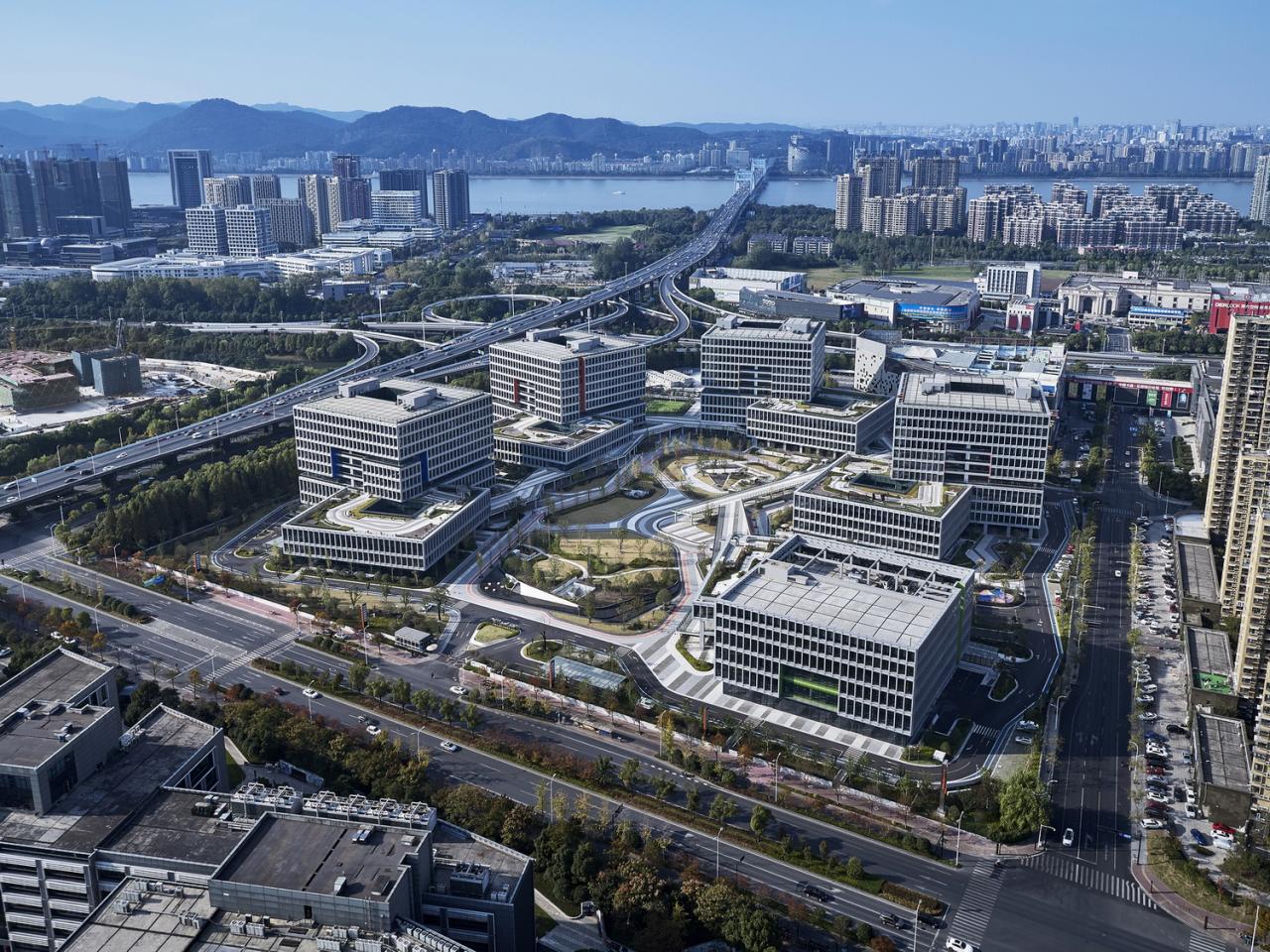 BIM建筑|阿里巴巴杭州软件生产基地二期 / 浙江省建筑设计研究院 BIM建筑|阿里巴巴杭州软件生产基地二期 / 浙江省建筑设计研究院