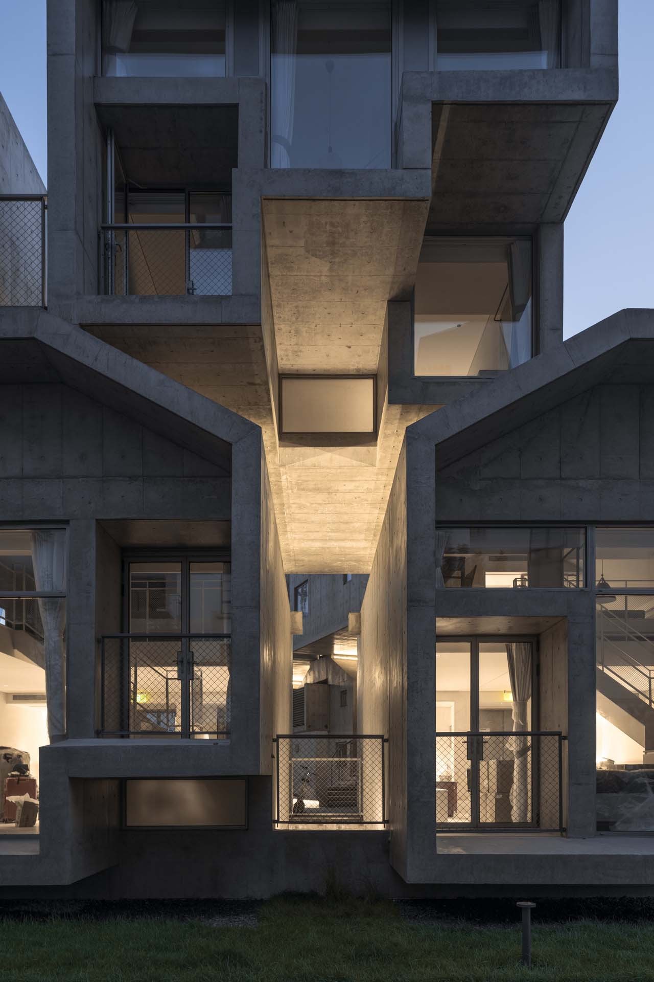 BIM建筑|宠物酒店:犬舍 / 高目建筑 BIM建筑|宠物酒店:犬舍 / 高目建筑
