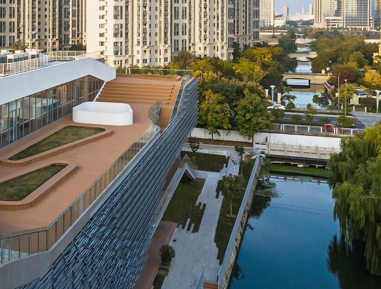 BIM建筑|桥上教学楼 - 盐城外国语学校创新中心 / 普泛建筑 BIM建筑|桥上教学楼 - 盐城外国语学校创新中心 / 普泛建筑