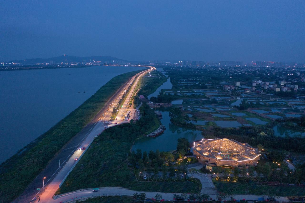 BIM建筑|古劳水乡文化生态旅游度假区宾客中心 / 深圳华汇设计 BIM建筑|古劳水乡文化生态旅游度假区宾客中心 / 深圳华汇设计
