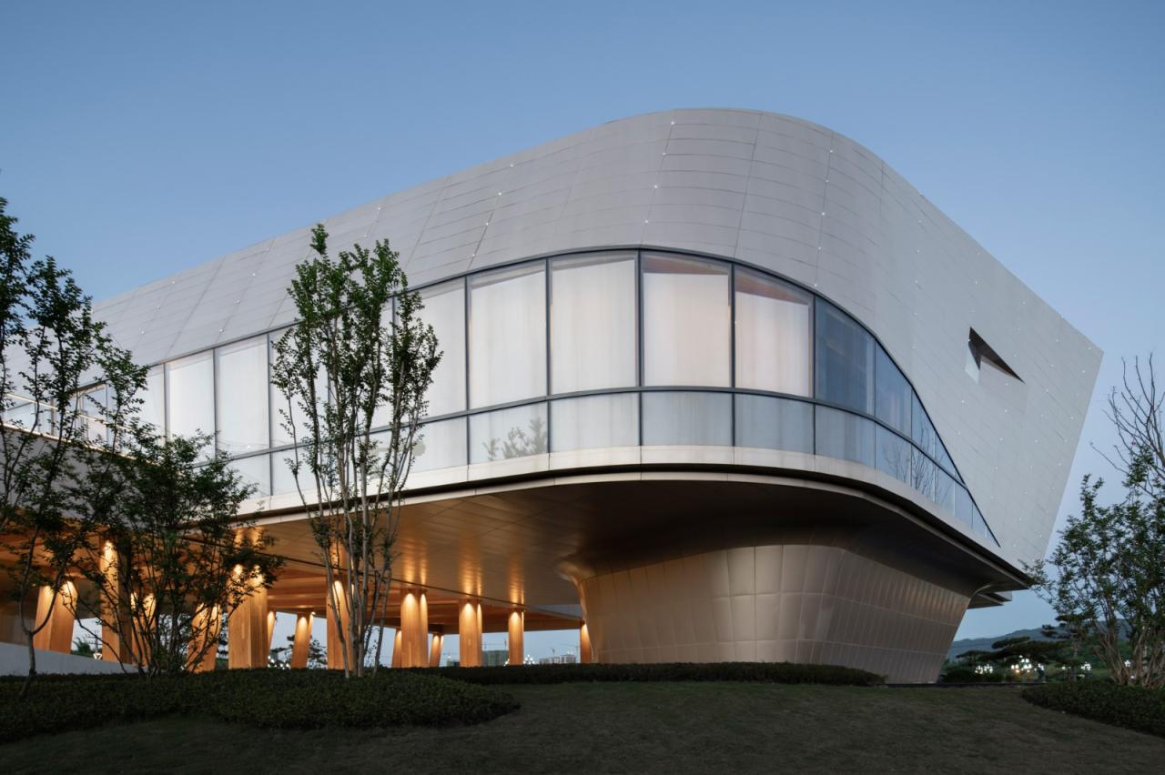 BIM建筑|木构建造设计一体化 l 宜宾白兰美学馆:建筑如何在地生长? BIM建筑|木构建造设计一体化 l 宜宾白兰美学馆:建筑如何在地生长?