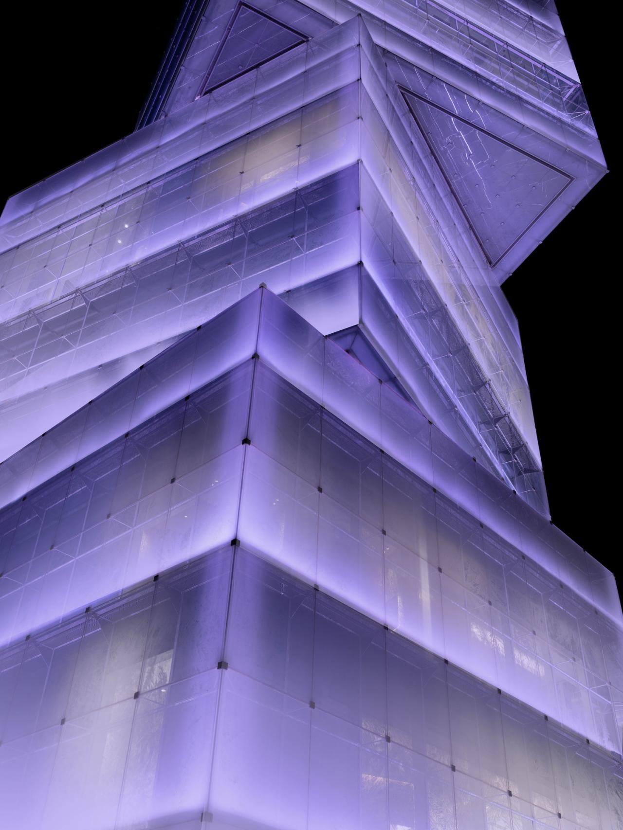 BIM建筑|中原融创文旅城:魔法光影和大冰块的梦幻奇遇 / PROL光石 BIM建筑|中原融创文旅城:魔法光影和大冰块的梦幻奇遇 / PROL光石